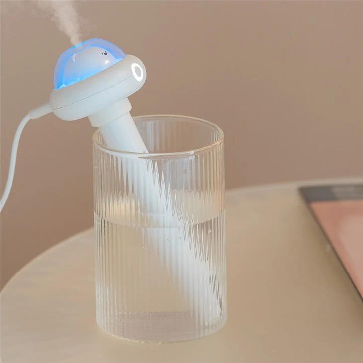 Mini cute usb humidifier with diversity of containers